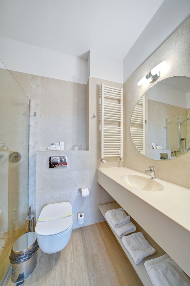Hotel Central Ploiesti 66/69