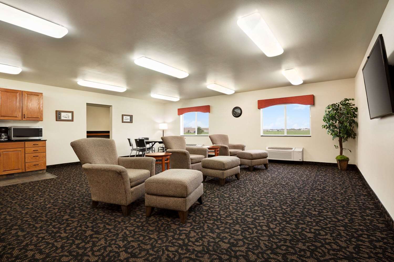 Baymont By Wyndham Fremont 16/31