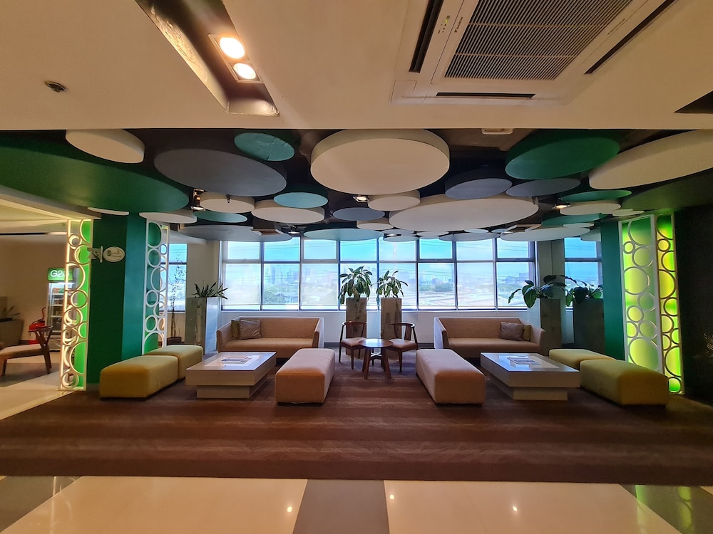 Go Hotels Otis Manila 29/49