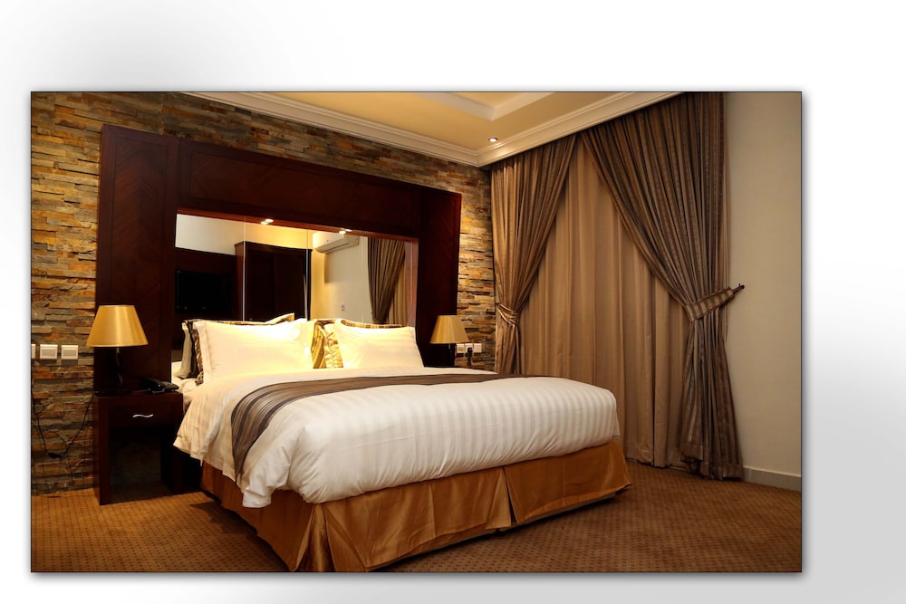 Loren Suites Al Salamah 17/50