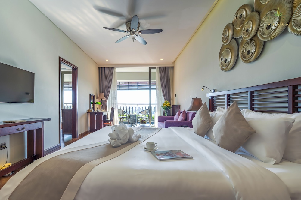 Silk Sense Hoi An River Resort 25/88