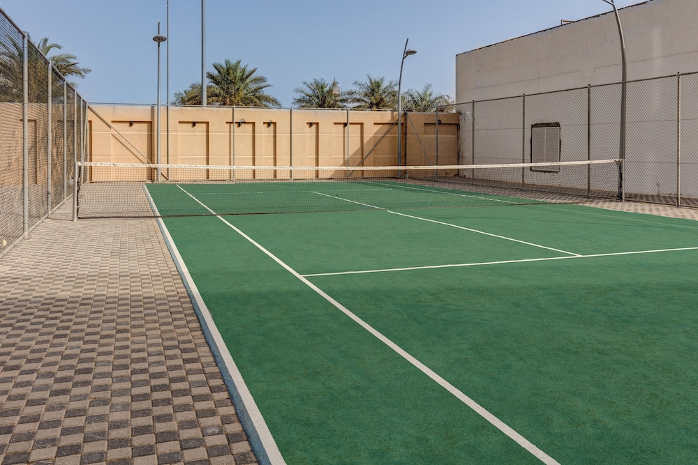 Radisson Hotel & Apartments Dammam Industry City 40/69