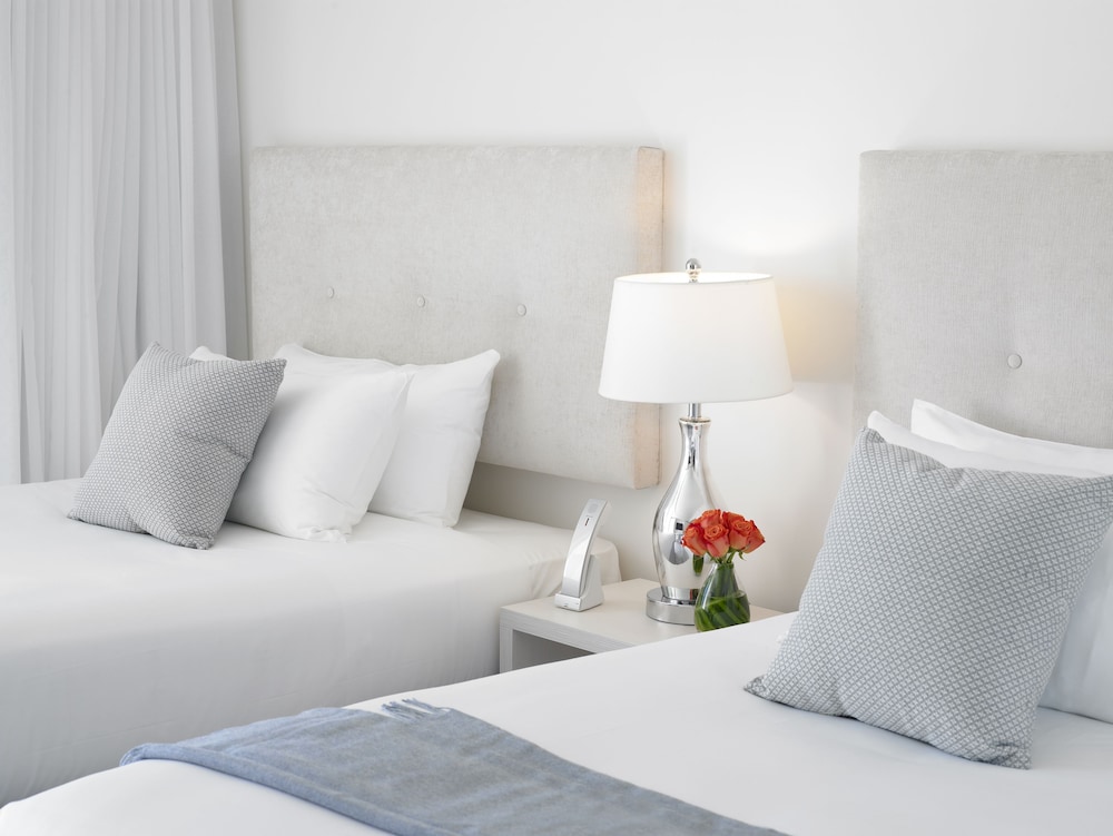 Grand Beach Hotel Bay Harbor 21/64