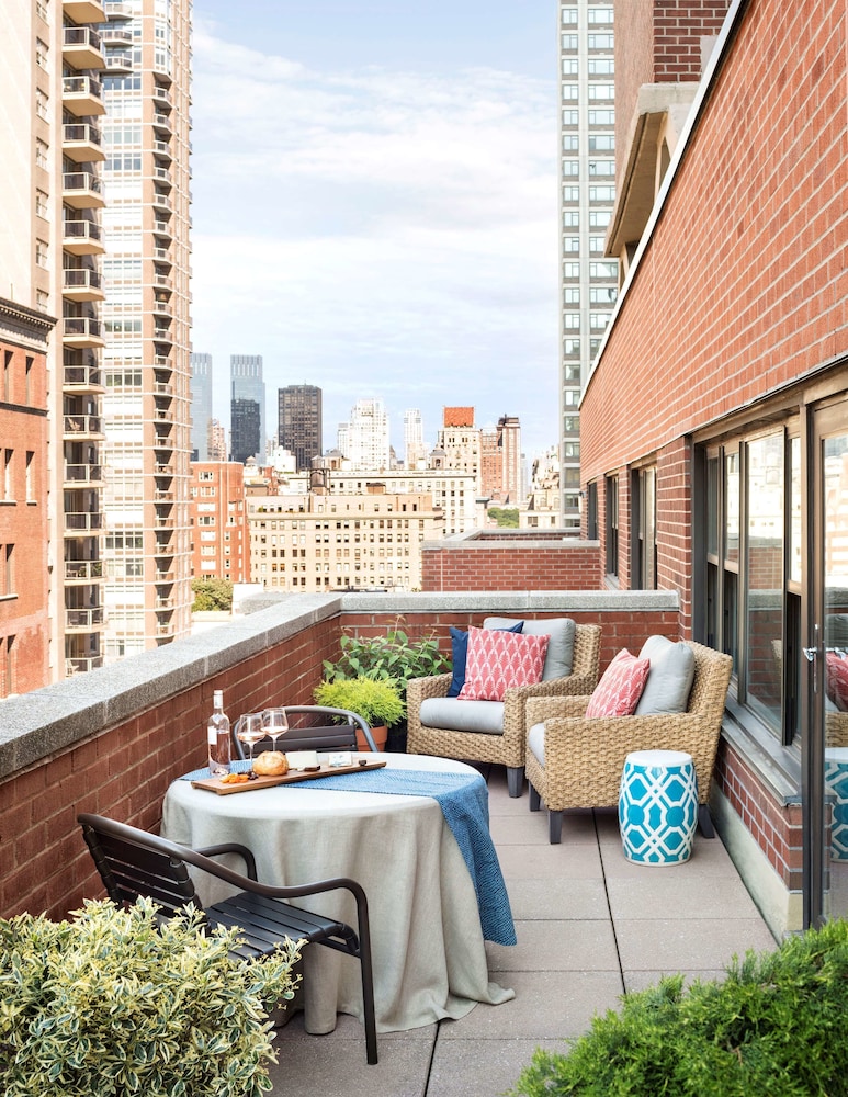 The Gardens Sonesta ES Suites New York 40/50