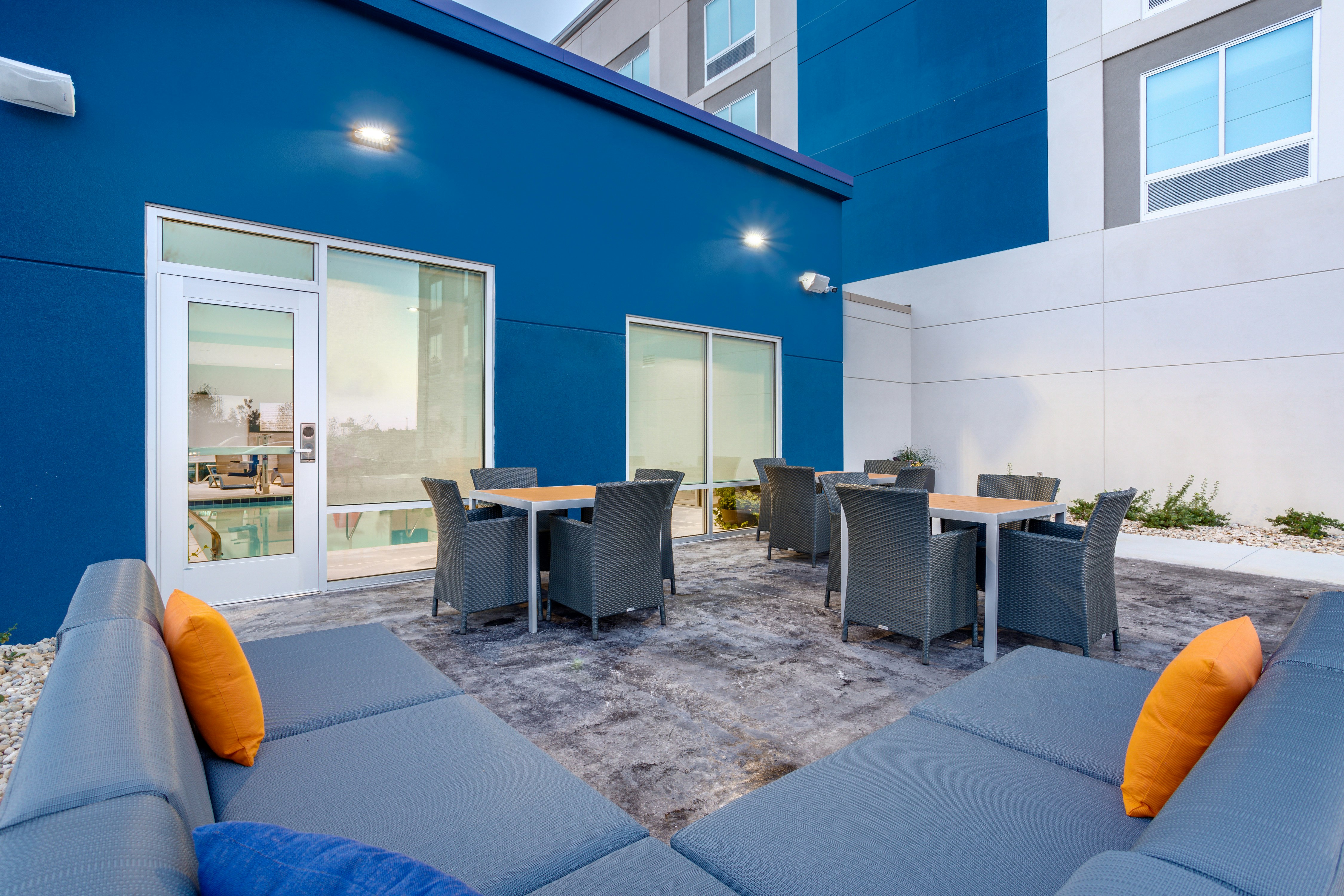 Hampton Inn by Hilton Bedford 35/44