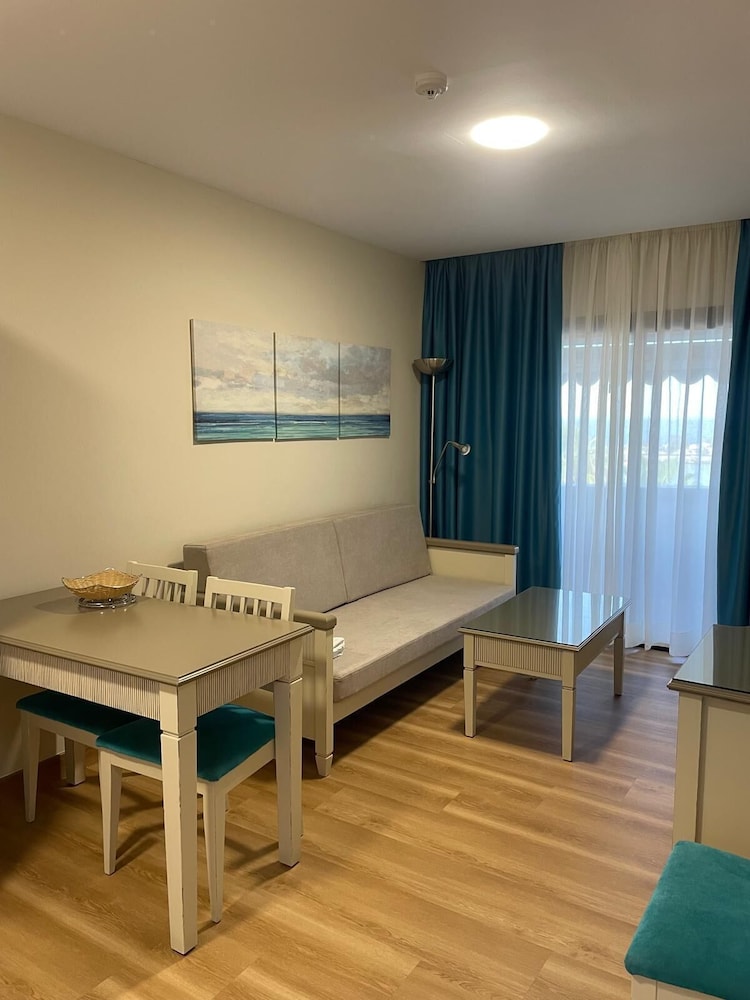 Amadores Beach 30/50