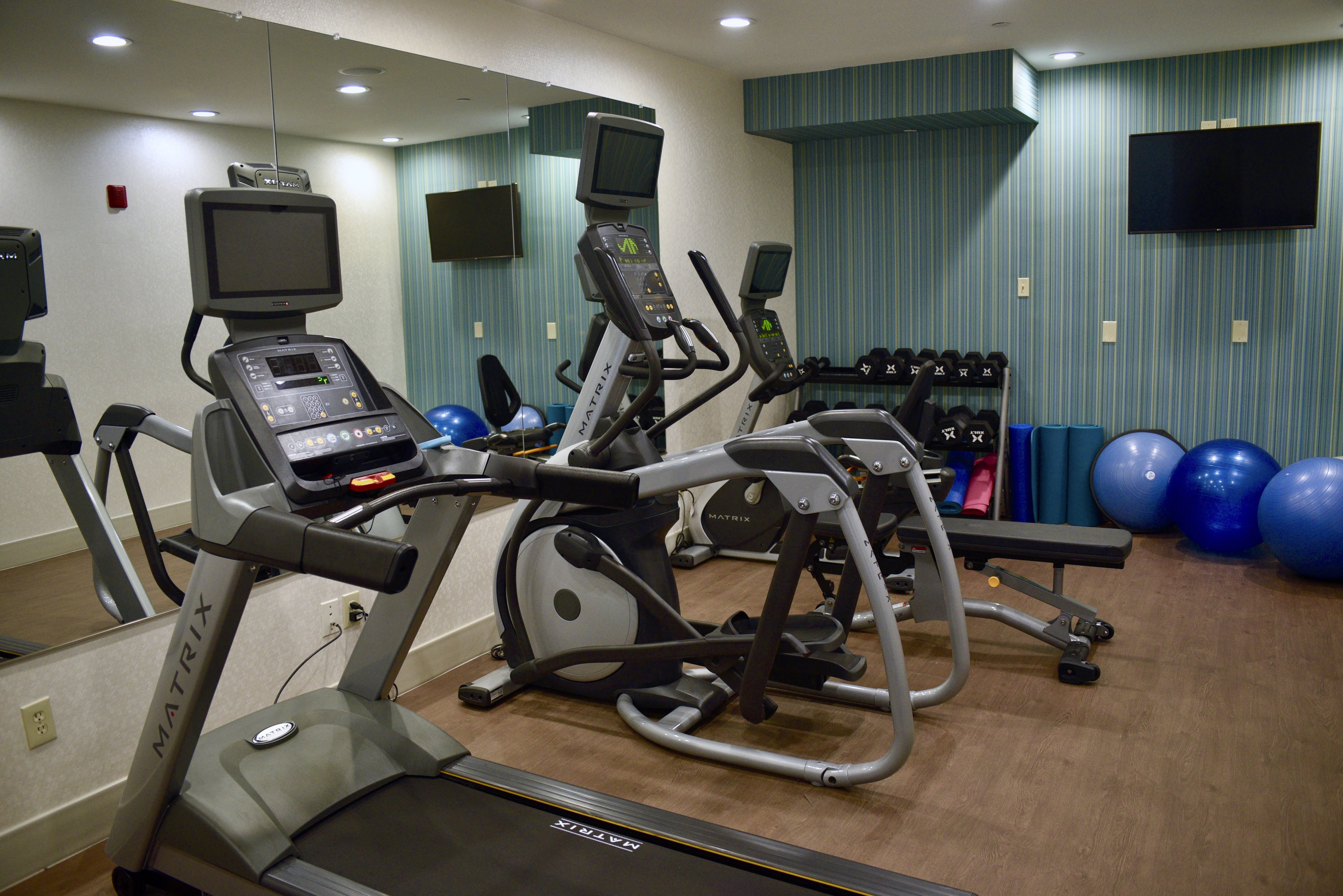 HOLIDAY INN EXPRESS WINDSOR SONOMA WINE COUNTRY 33/50