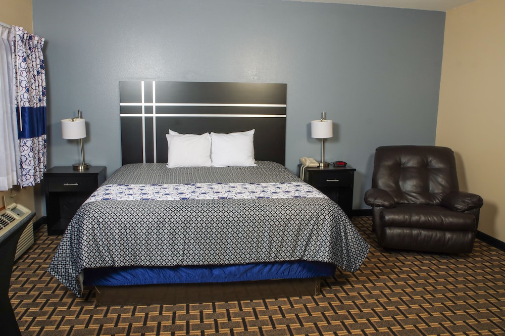 Dutch Inn and Suites Sioux City, IA 9/29