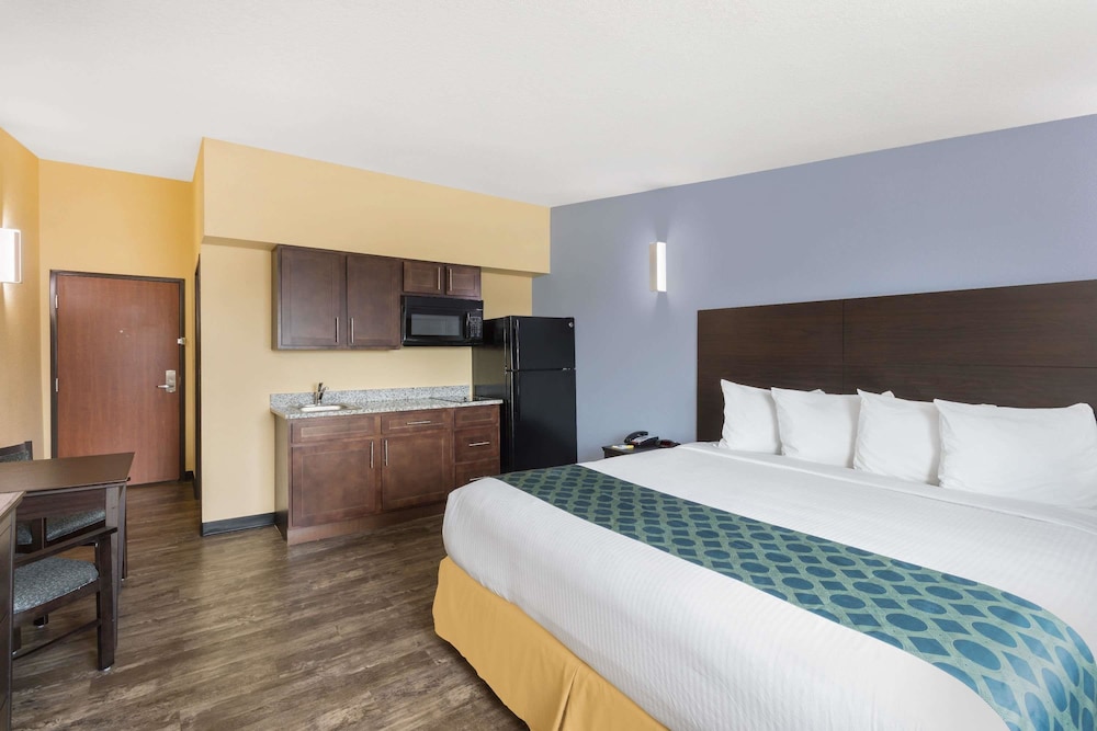 Days Inn by Wyndham New Orleans Pontchartrain 12/43