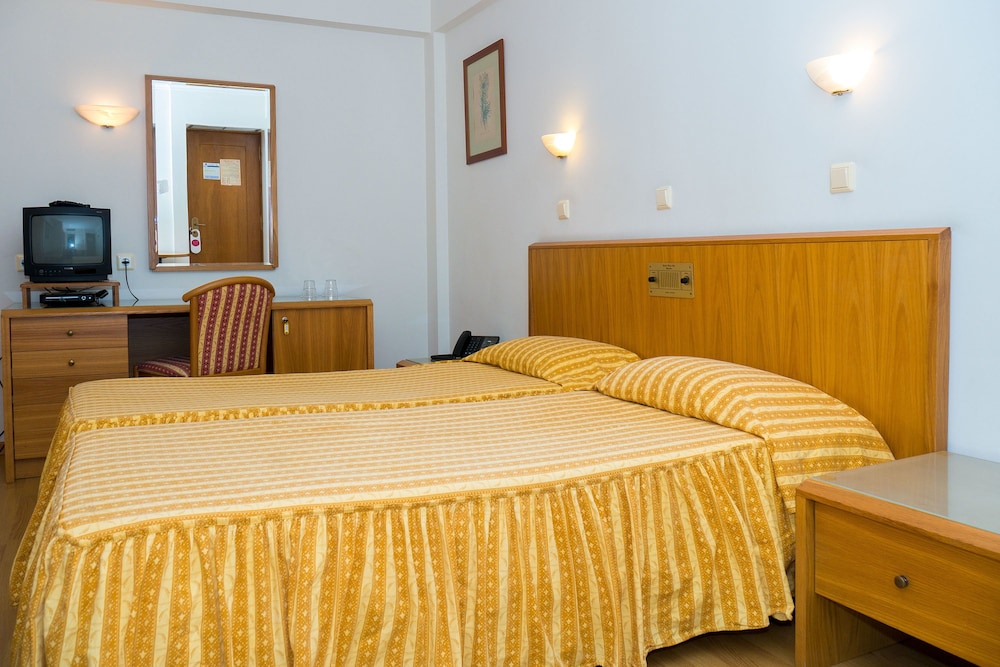 Blue Sky City Beach Hotel - Adults Only 10/33