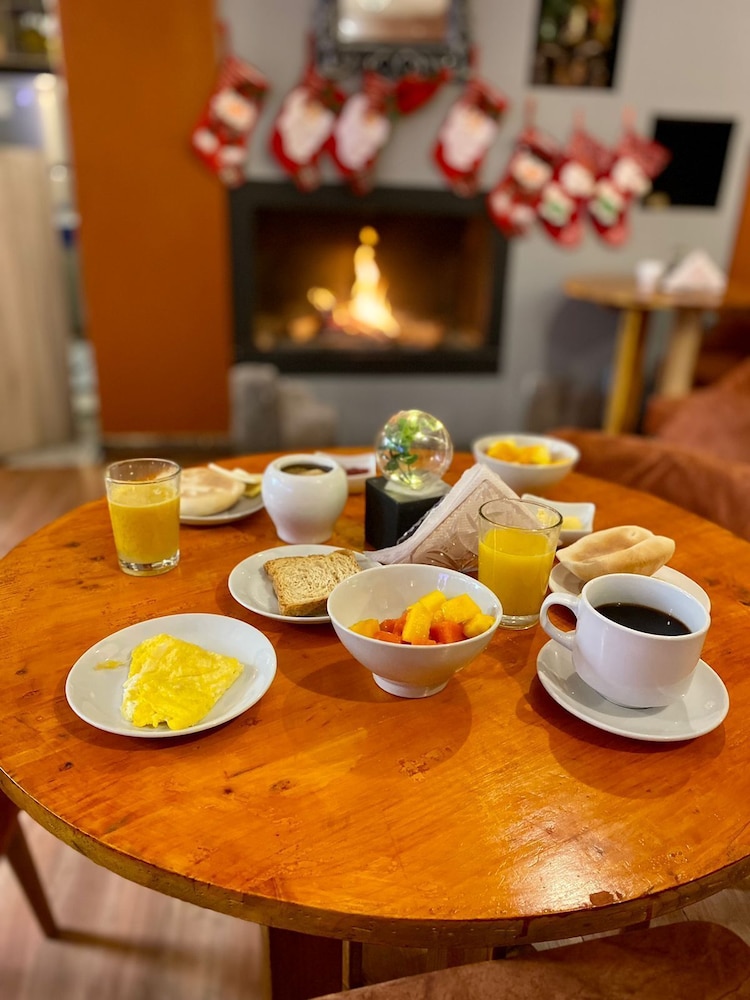 Intiwatana Hotel Boutique 49/50