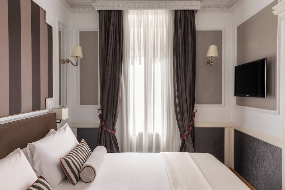 The Britannia Hotel 16/47