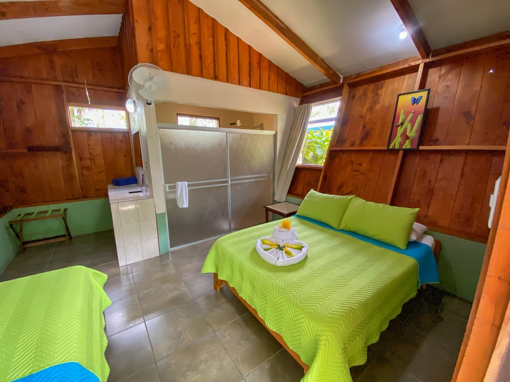Cabinas Faro Arenal 18/50