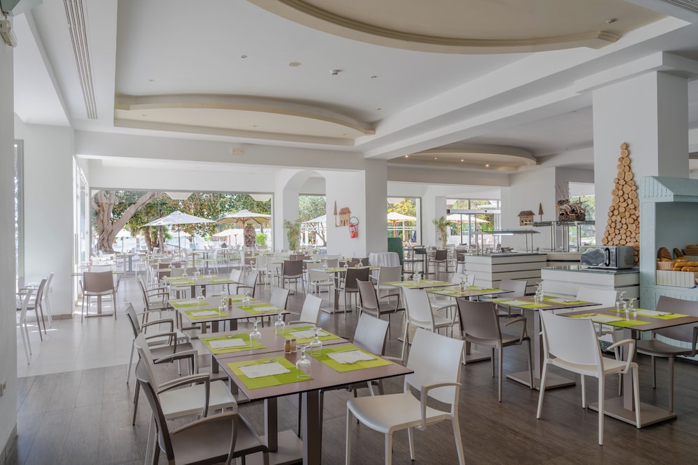 Bel Azur Thalasso & Bungalows 37/50