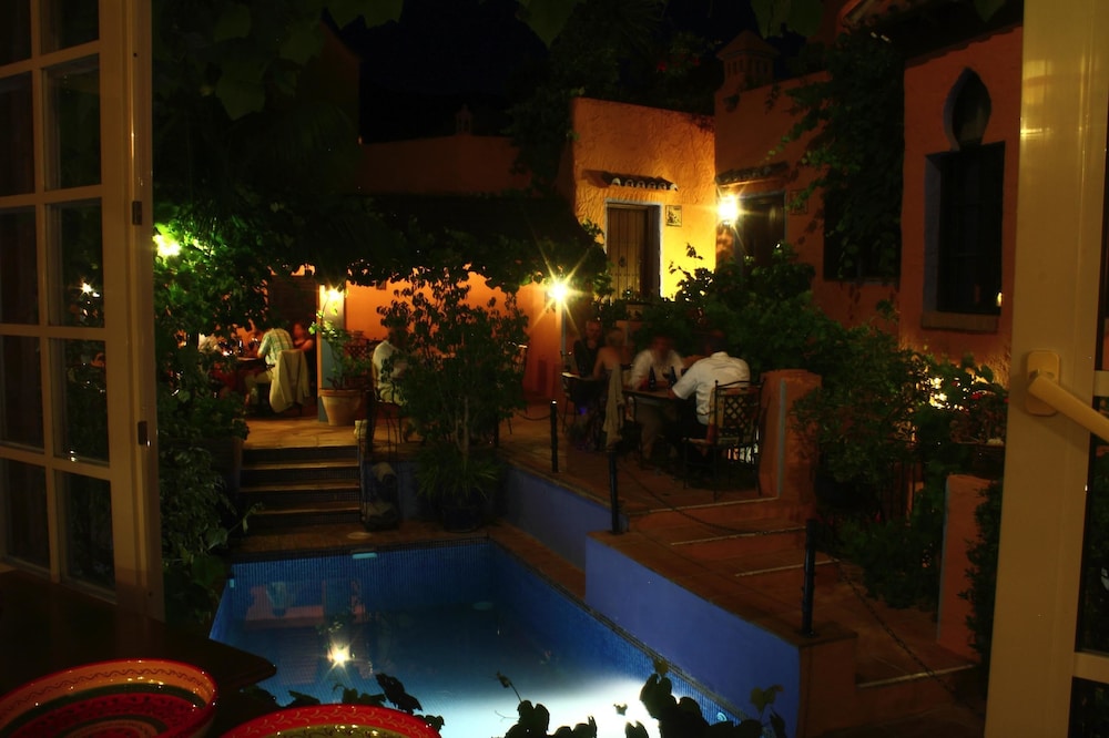 Amanhavis Hotel 32/41