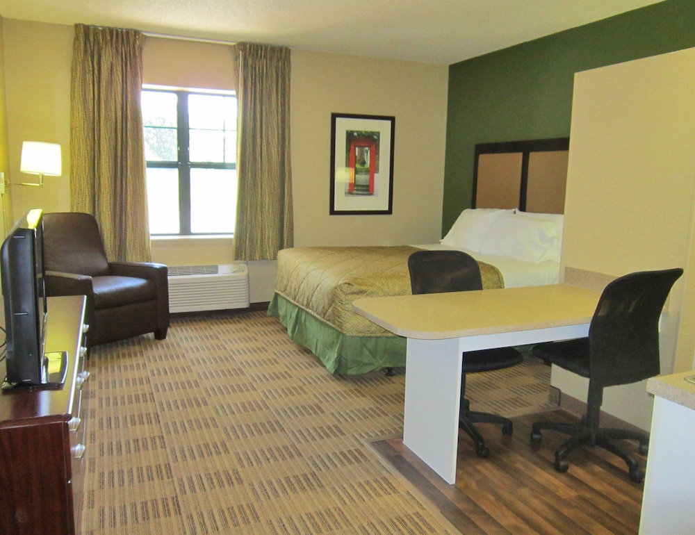 Studio 6 Extended Stay Rochester Greece NY 35/57