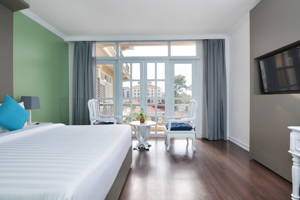 SUPERIOR, TWIN BEDS