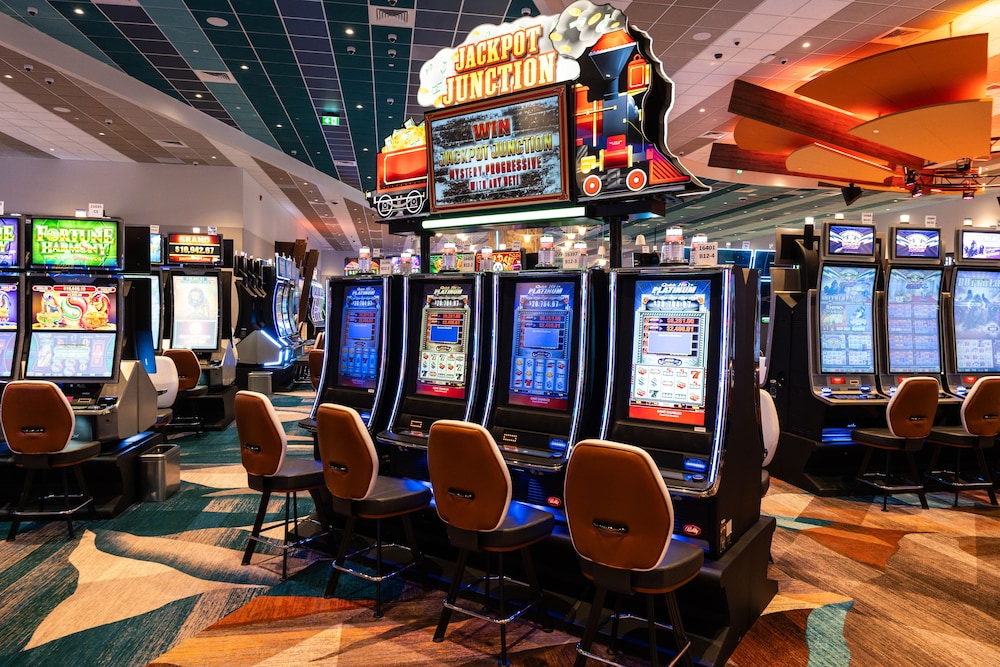 Red Deer Resort & Casino 65/72