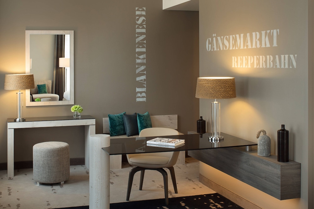 Renaissance Hamburg Hotel 49/63