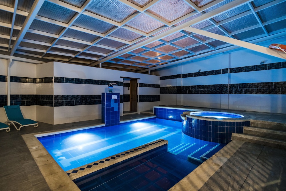 Hotel El Giro 27/50