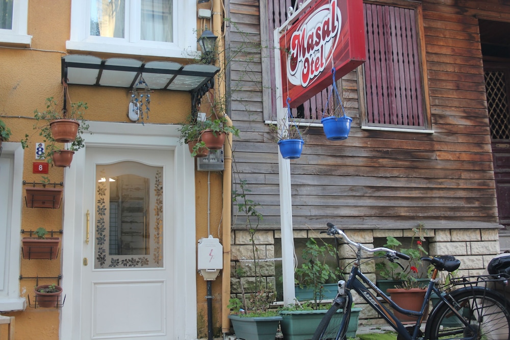 Masal Hotel 11/50