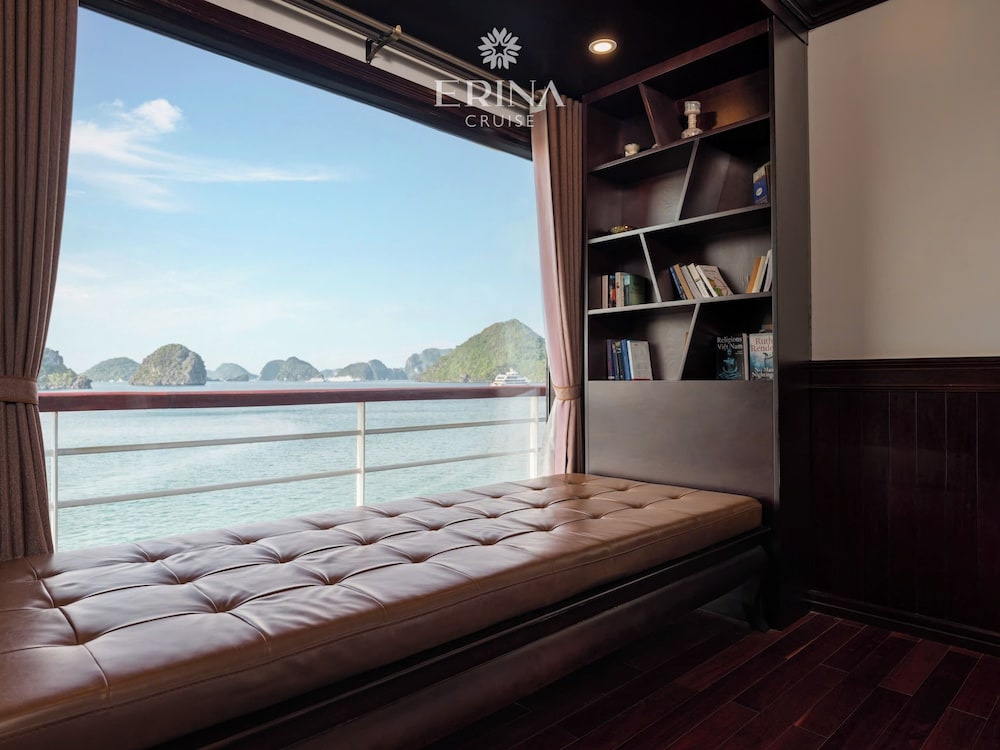 Rosa Cruise Halong 20/50