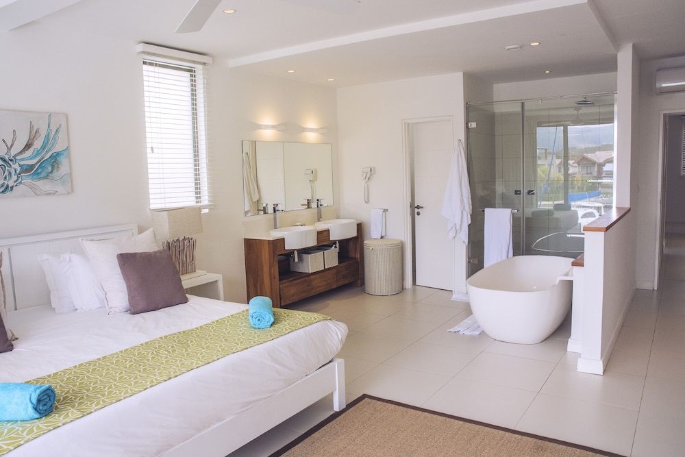West Island by Horizon Holidays 33/76