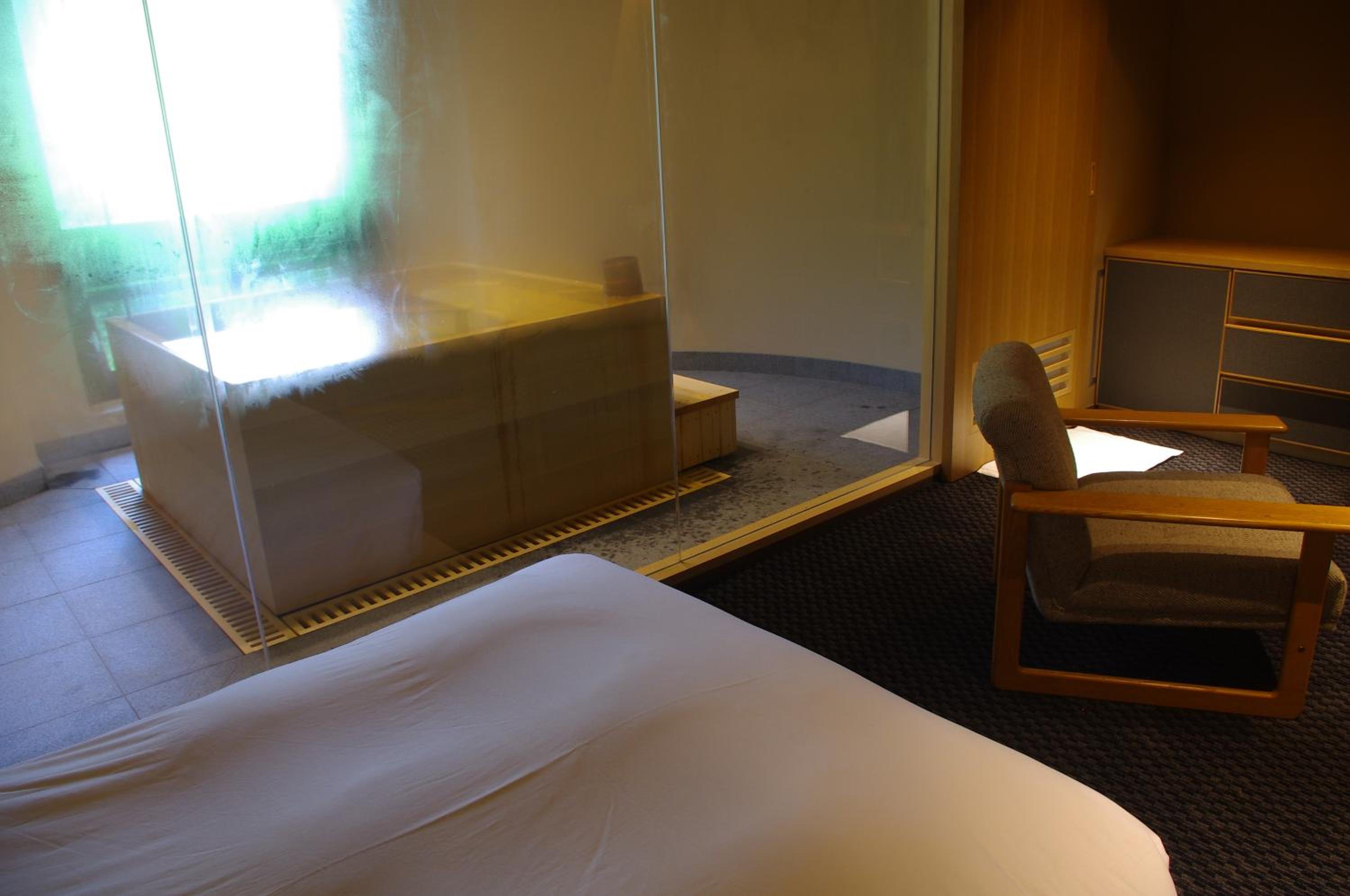 Suite, Hot Spring Bath