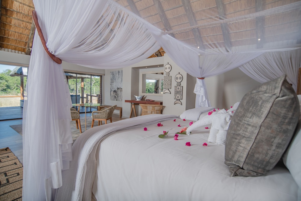 PRESIDENTIAL, DOUBLE BED