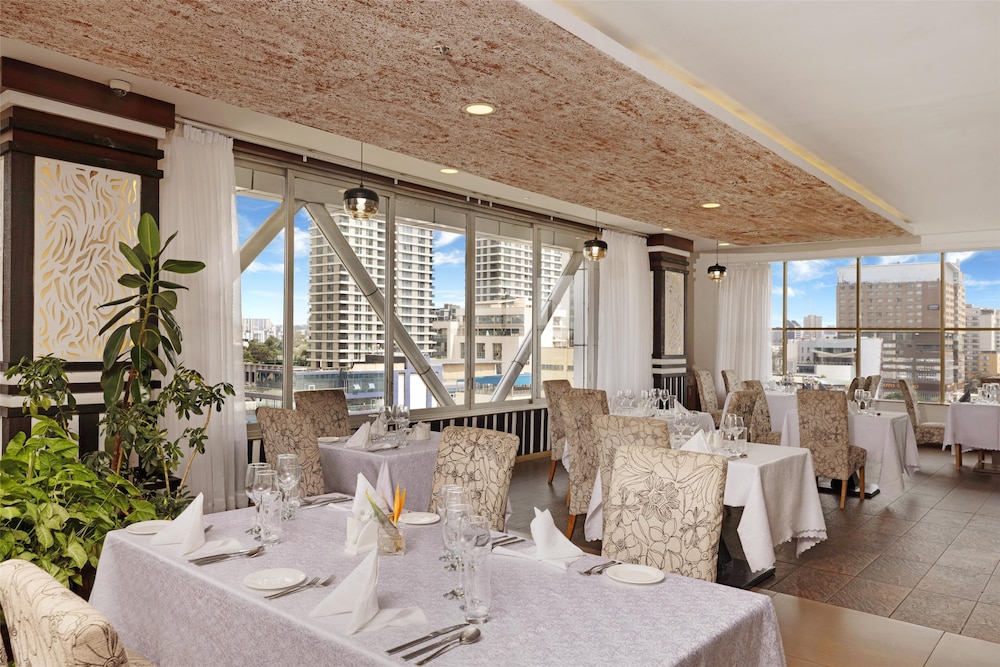 Golden Tulip Westlands Nairobi 59/75