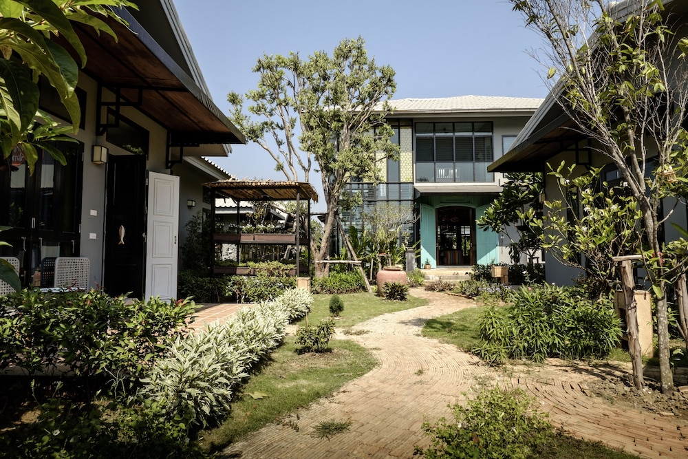 Amphawa Caza Platuu 49/56