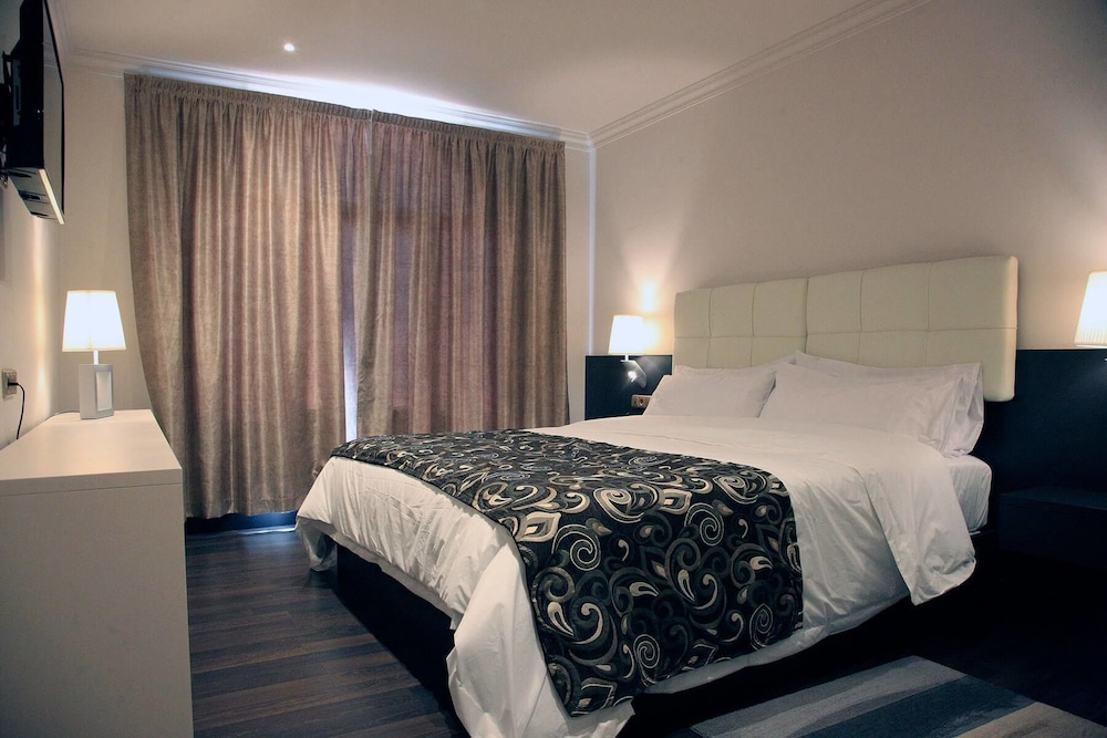 Avent Verahotel 21/44