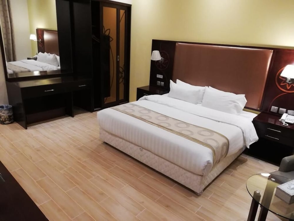 Palm Inn Hotel 10/40