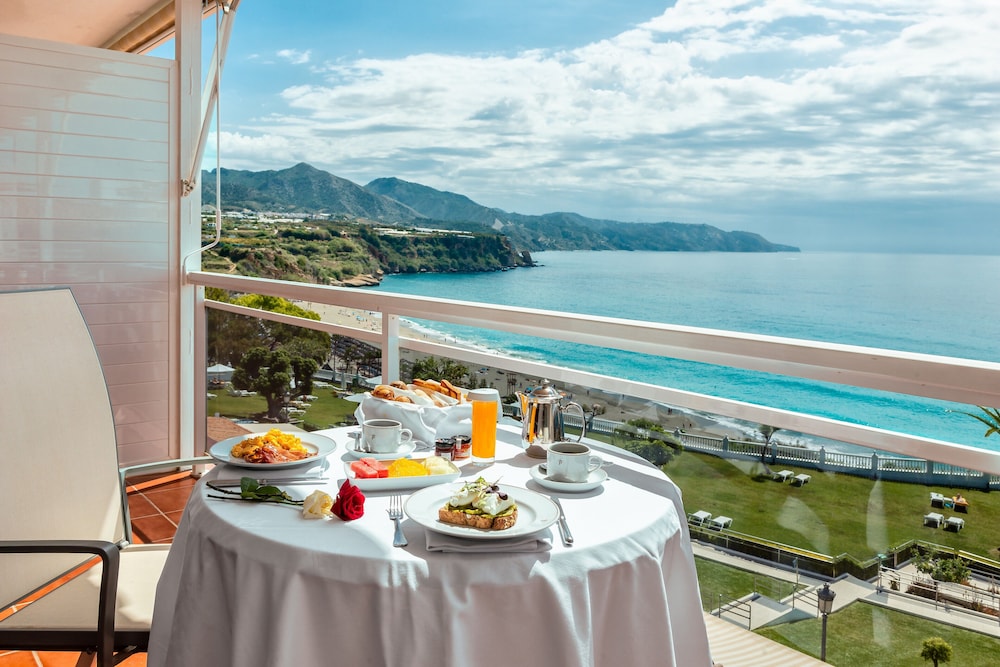 Parador De Nerja 17/50