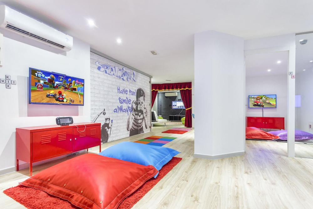 Fergus Style Cala Blanca Suites 18/37