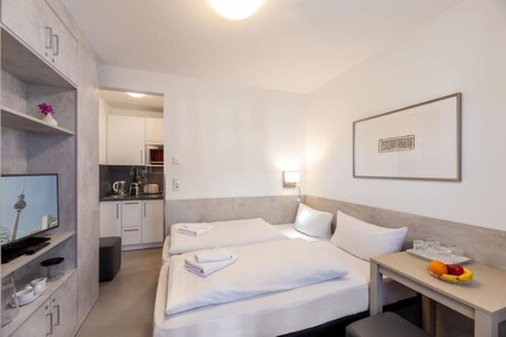Trio Apartment Hotel Berlin 6/33