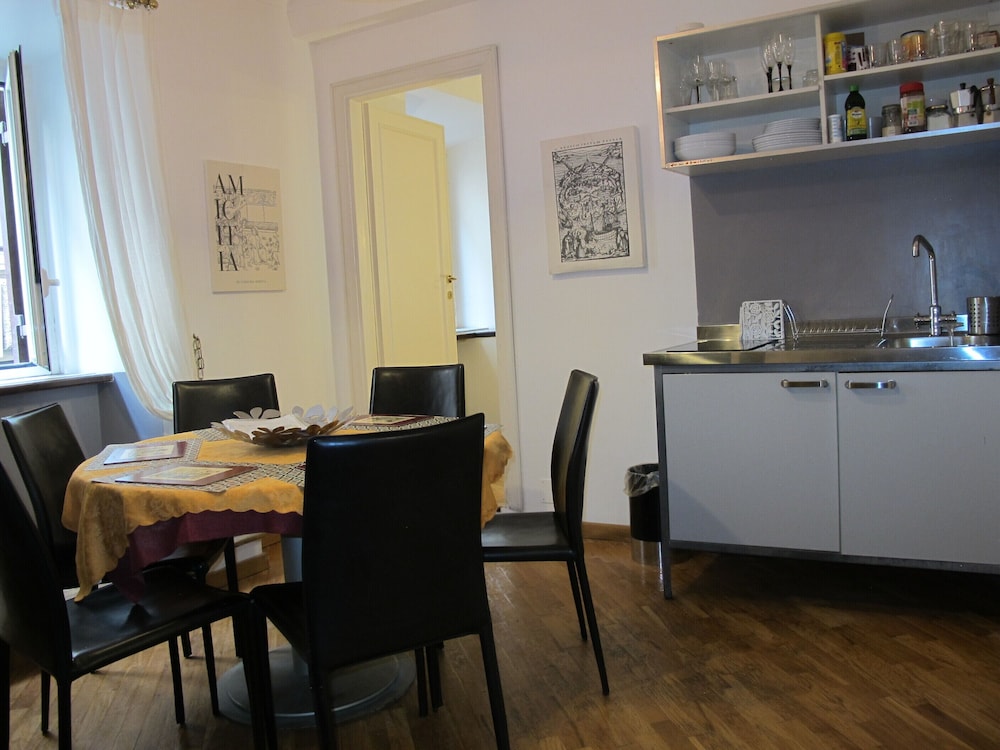 Corso Vittorio Apartments 50/62