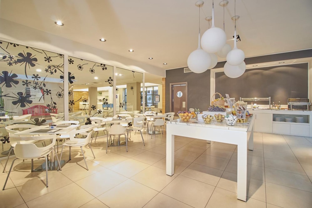 iH Hotels Milano Watt 13 60/76