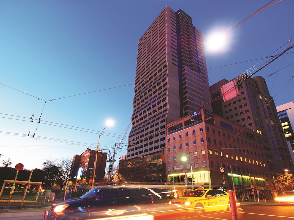 Oaks Melbourne on William Suites 3/50