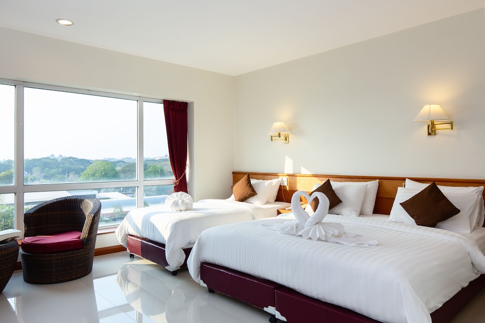 Kanchanaburi City Hotel 17/62