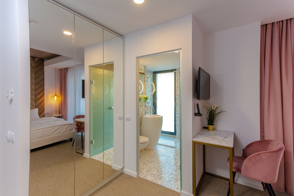 Filitti Boutique Hotel 43/43