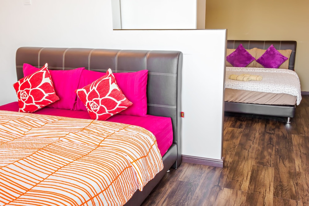 Shamrock Beach Villas 12 8/40