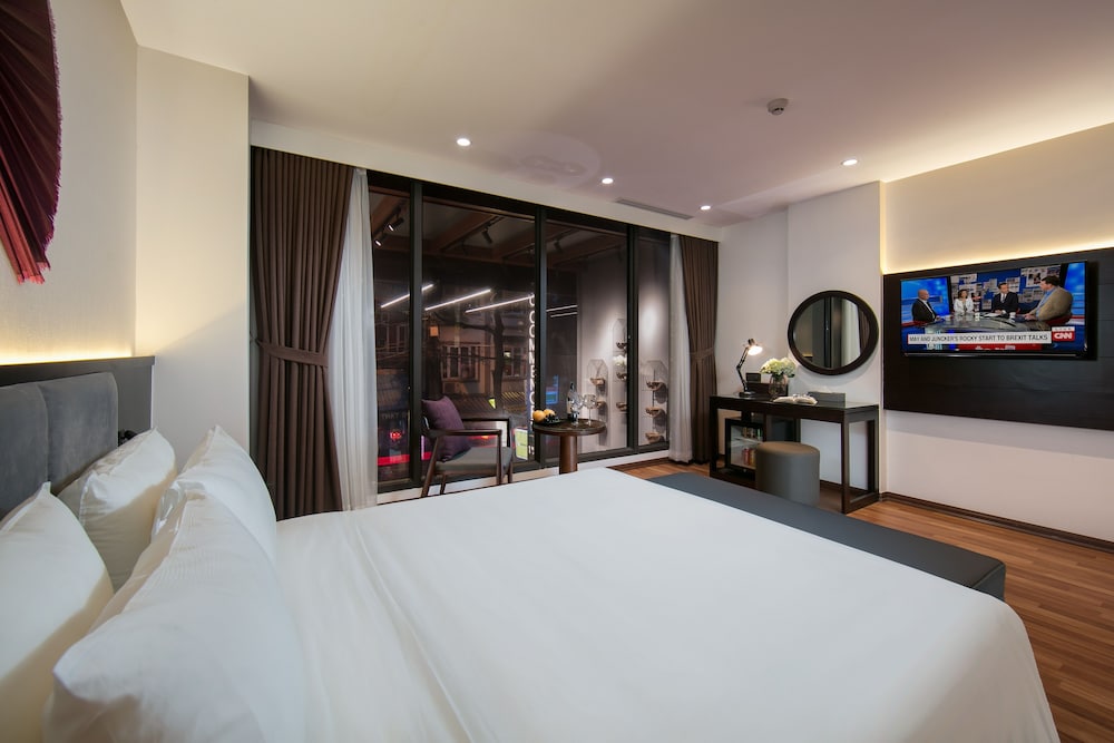 Hanoi Fiesta Hotel & Spa 12/42