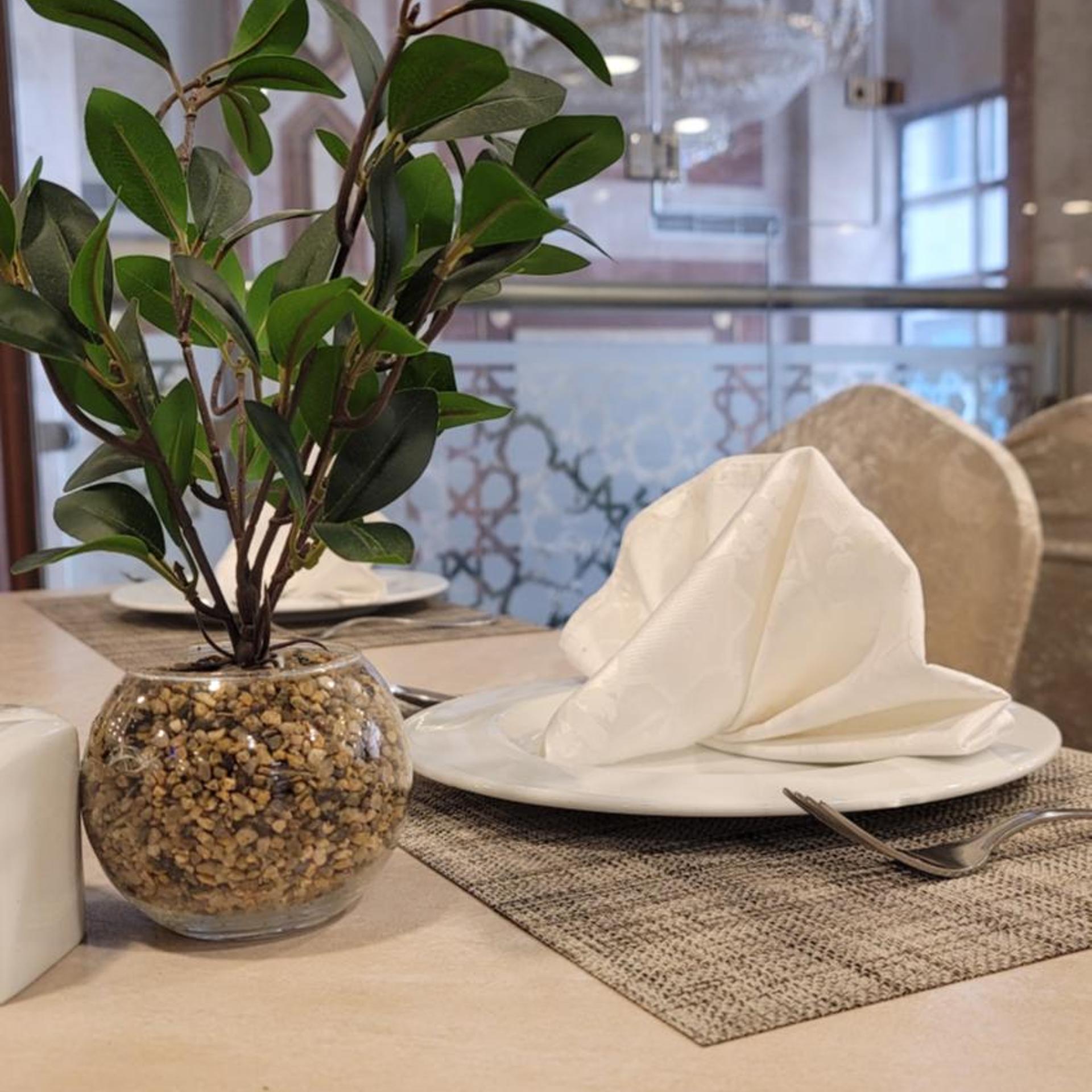 الأنصار الجديد(Al Ansar Palace Golden Tulip Hotel) 50/60