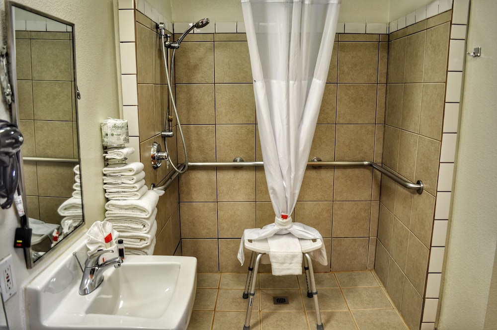 Microtel Inn & Suites By Wyndham Salt Lake City Airport 9/47