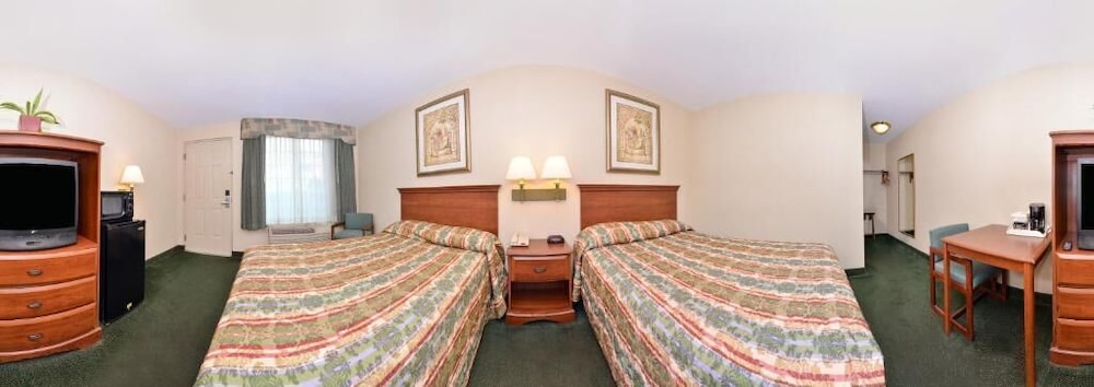 Tower Inn And Suites 14/30