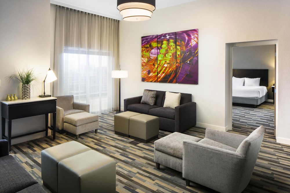 HYATT house Charlotte/Center City 35/58