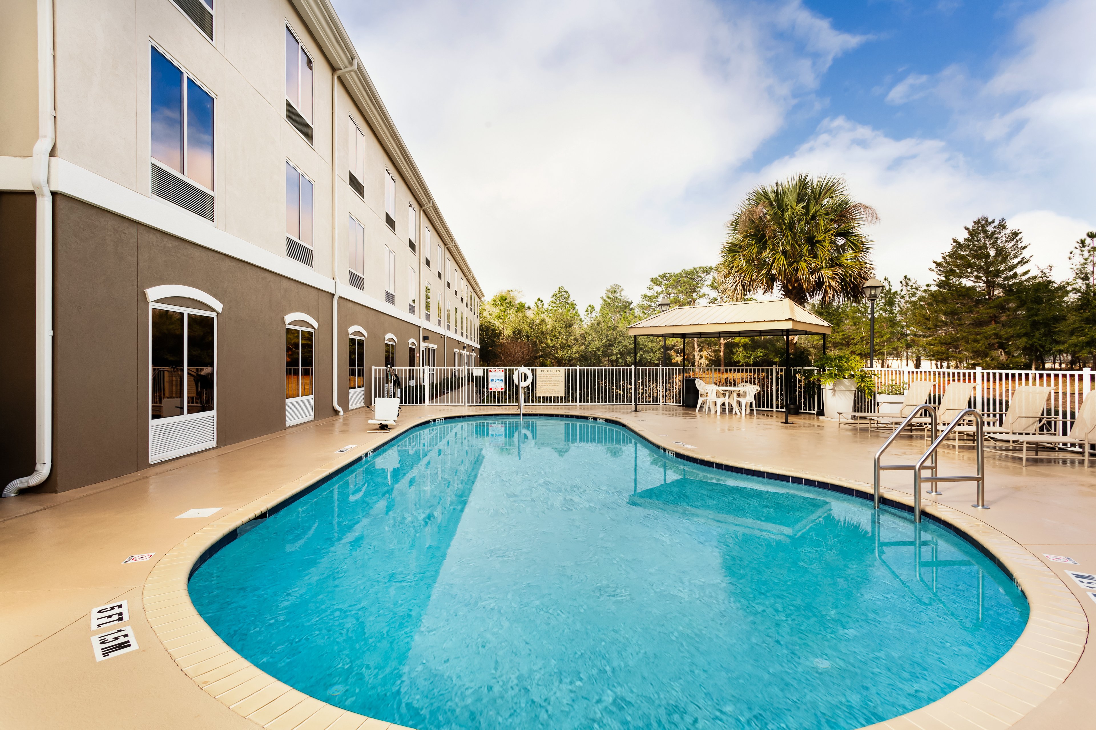Holiday Inn Express And Suites Inverness Lecanto 26/26