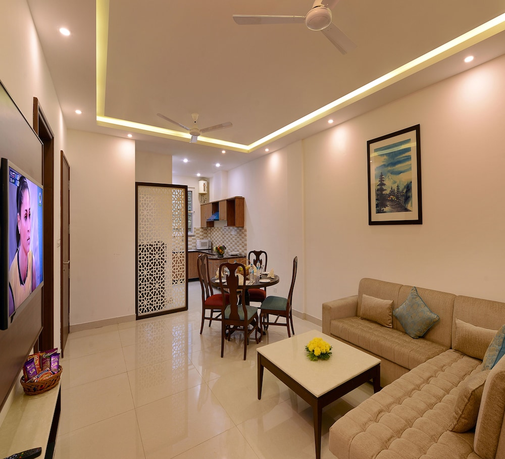 Glenview Resort Kasauli, a member of Radisson Individuals 28/50