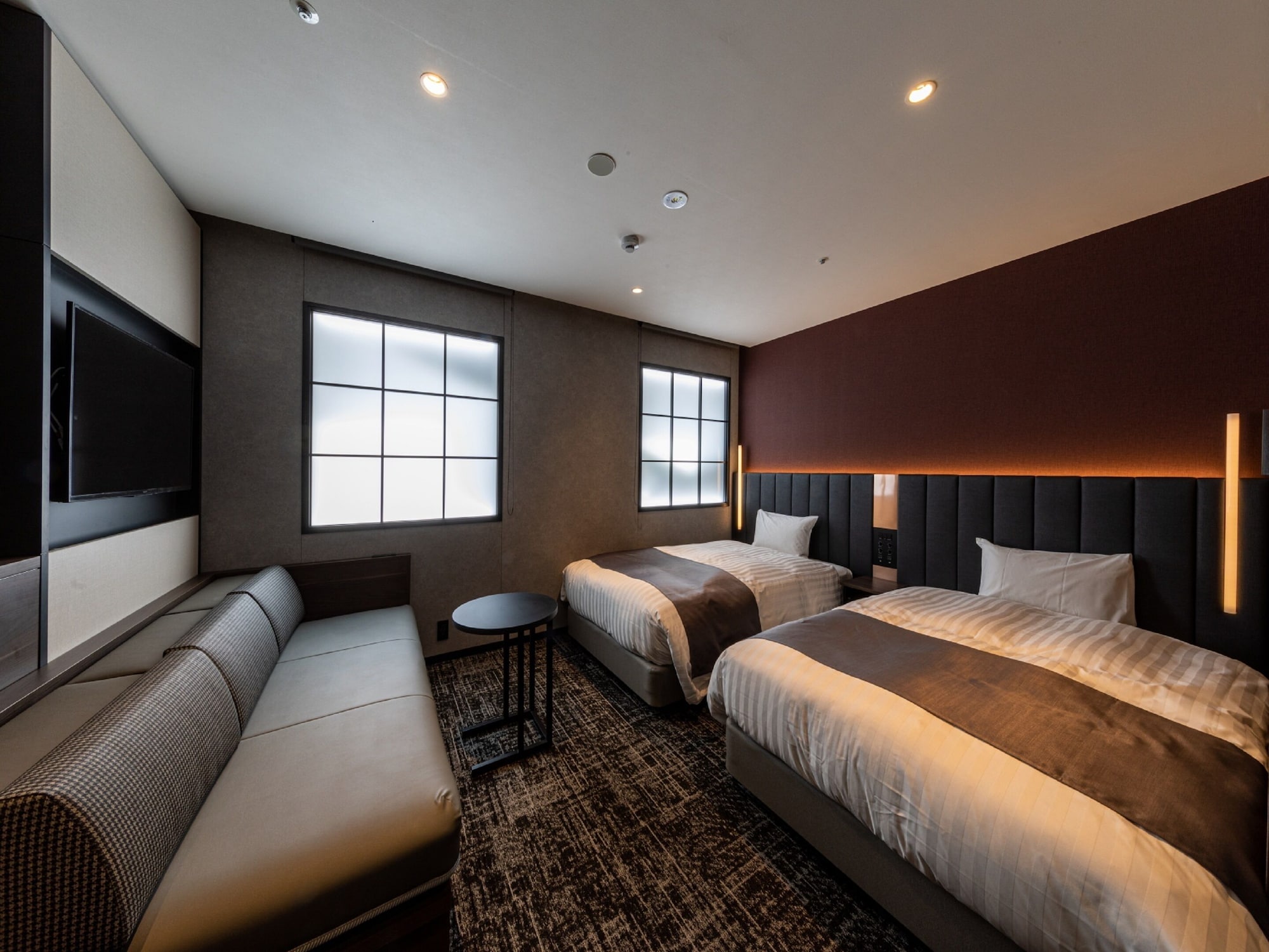 COMFORT, TWIN BEDS